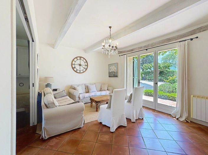 Image No.14-6 Bed House for sale