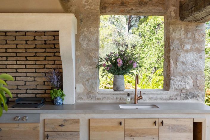 Image No.6-5 Bed House for sale