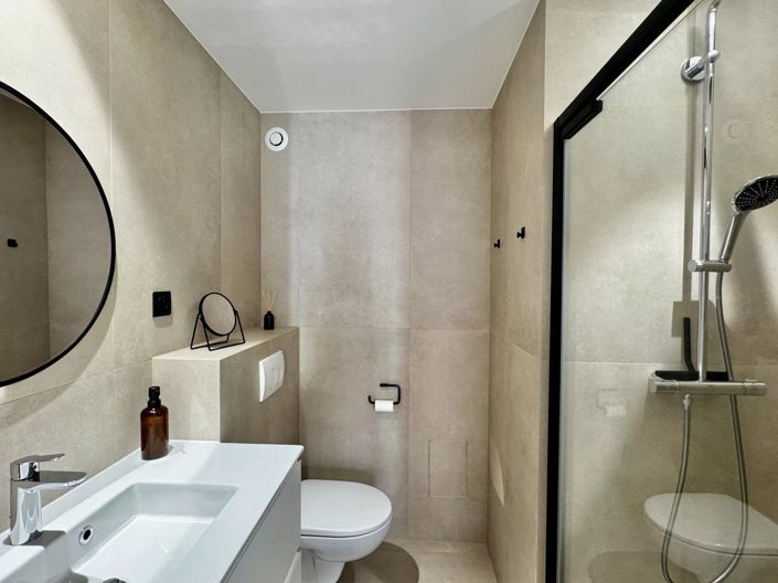 Image No.10-2 Bed Apartment for sale