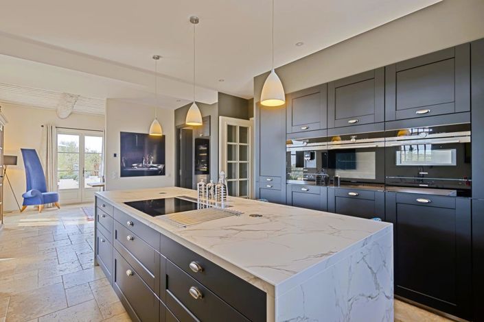 Image No.10-5 Bed House for sale