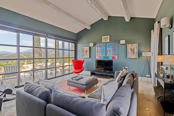 Image No.11-5 Bed House for sale