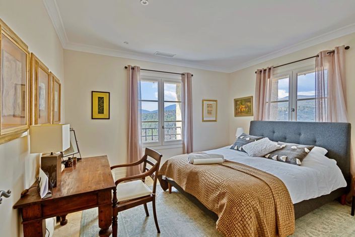 Image No.15-5 Bed House for sale