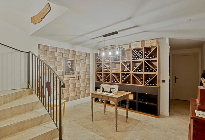 Image No.18-5 Bed House for sale