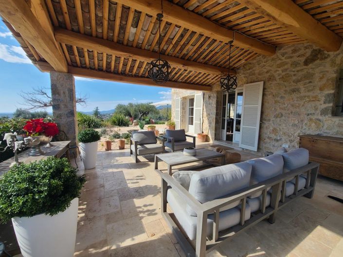 Image No.19-5 Bed House for sale