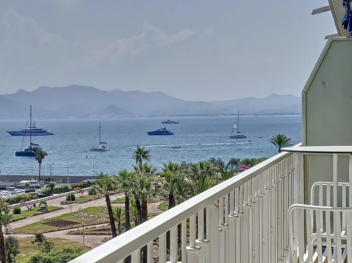 Image No.28-3 Bed Apartment for sale