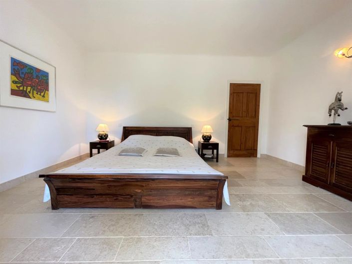 Image No.15-6 Bed House for sale