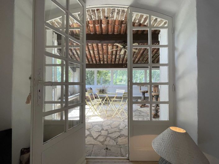 Image No.27-6 Bed House for sale