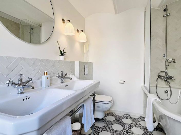 Image No.15-3 Bed Apartment for sale