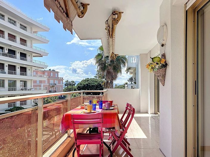 Image No.1-3 Bed Apartment for sale