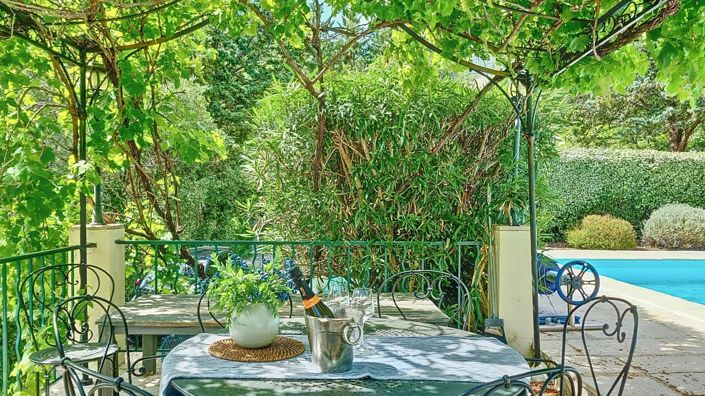 Image No.3-4 Bed House for sale