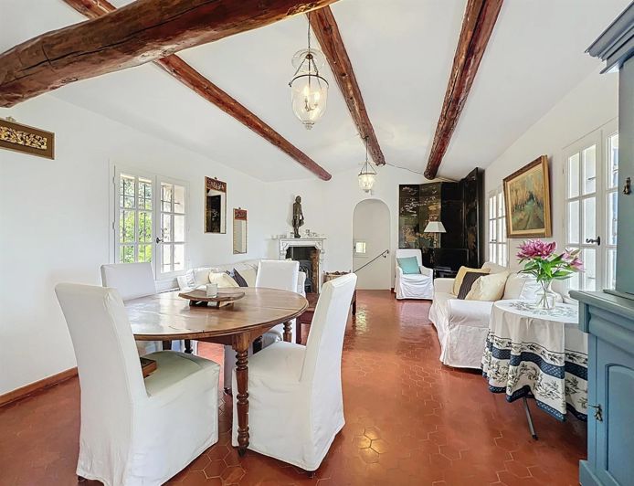 Image No.5-4 Bed House for sale