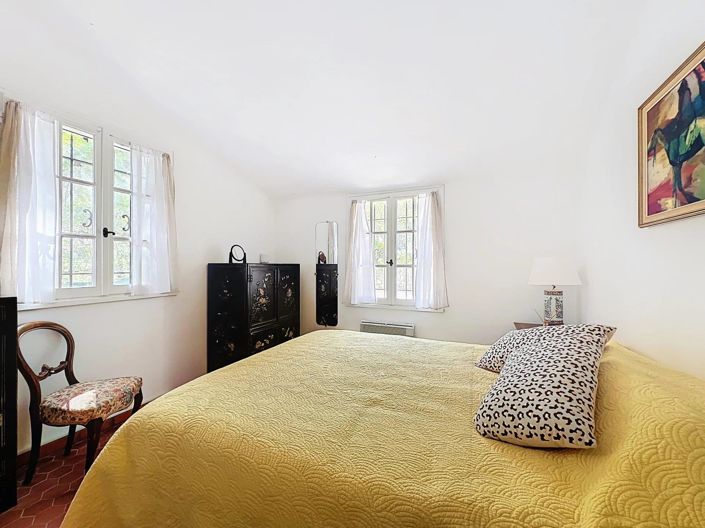 Image No.9-4 Bed House for sale