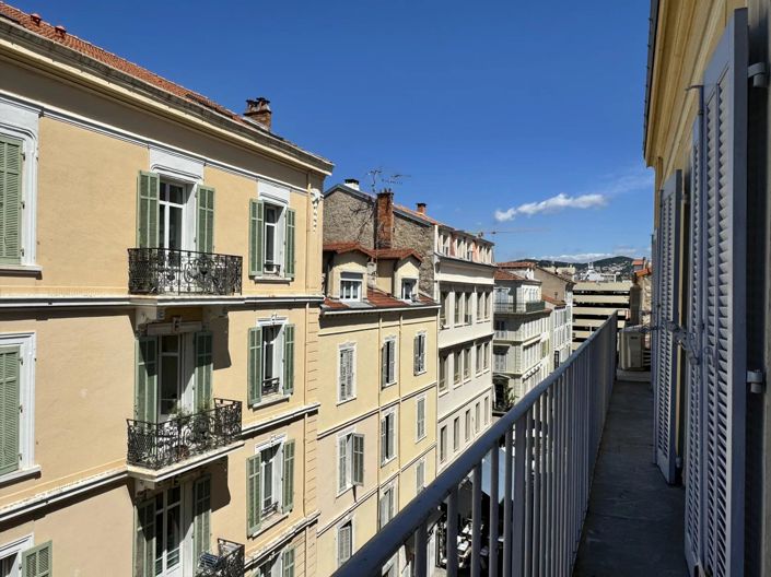 Image No.1-2 Bed Apartment for sale