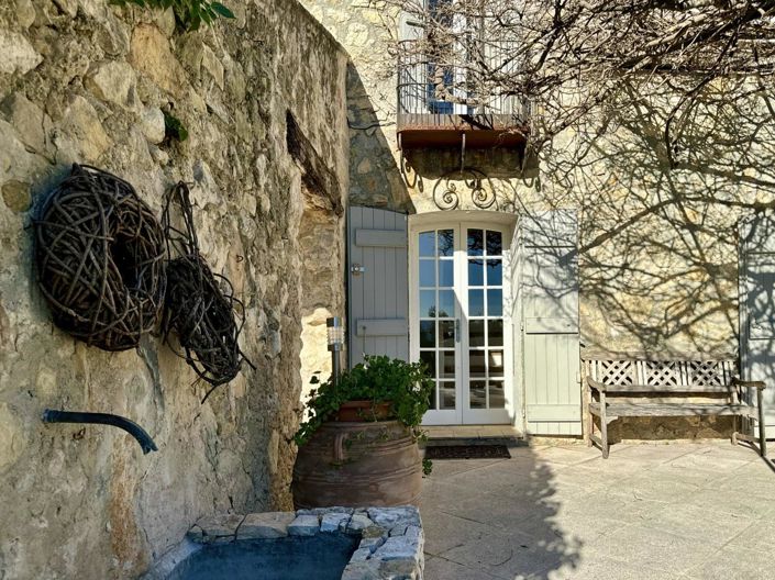 Image No.10-5 Bed House for sale