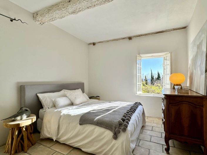 Image No.21-5 Bed House for sale