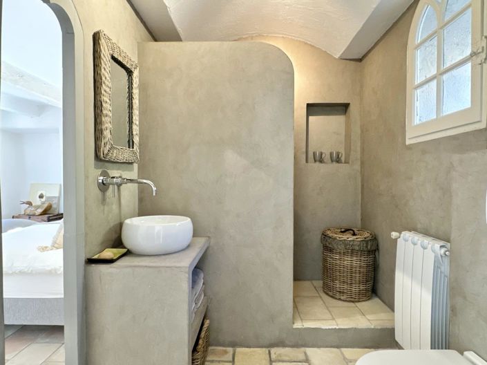 Image No.26-5 Bed House for sale