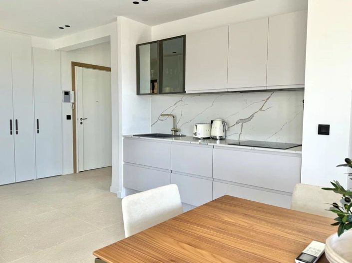 Image No.5-Appartement de 3 chambres à vendre à Cannes