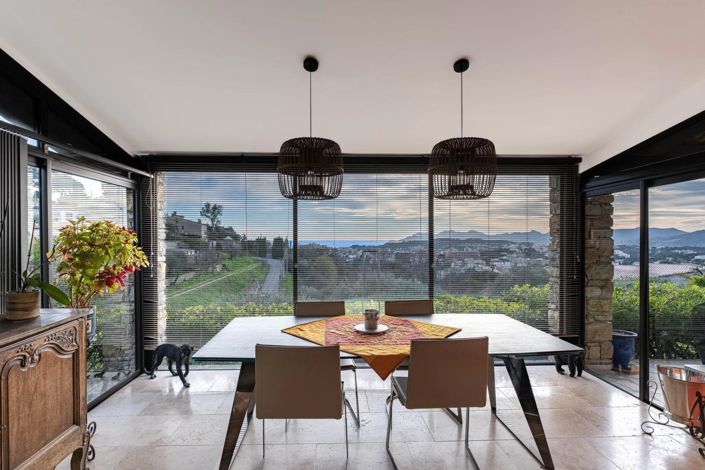 Image No.12-5 Bed House for sale