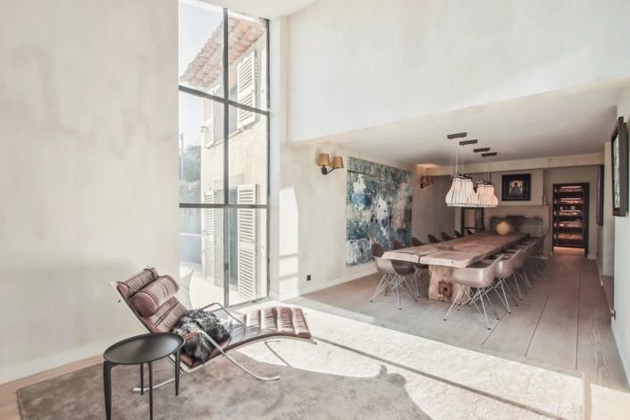 Image No.8-5 Bed House for sale