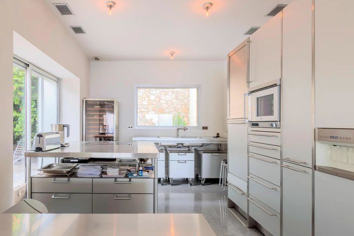 Image No.6-3 Bed House for sale