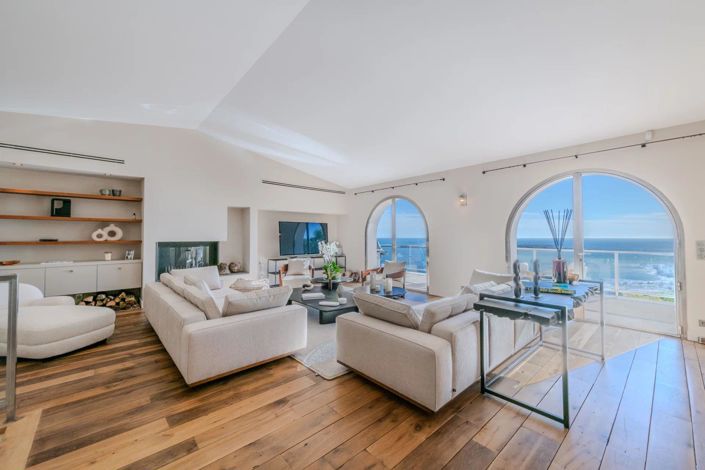 Image No.9-5 Bed House for sale