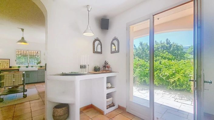 Image No.11-4 Bed House for sale