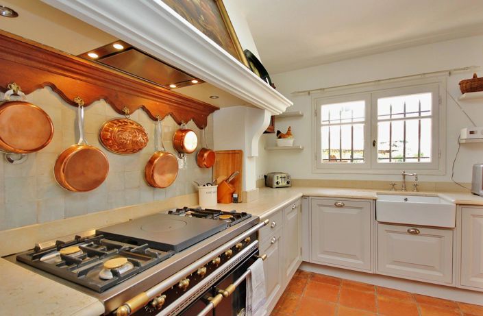 Image No.16-5 Bed House for sale