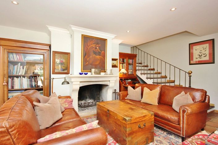 Image No.9-5 Bed House for sale