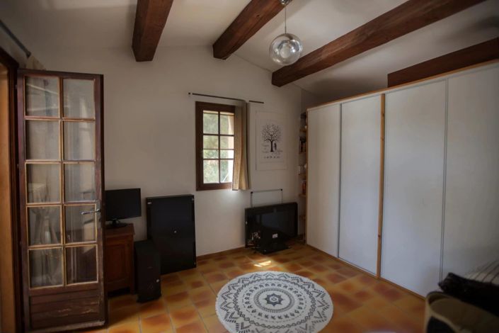 Image No.16-4 Bed House for sale