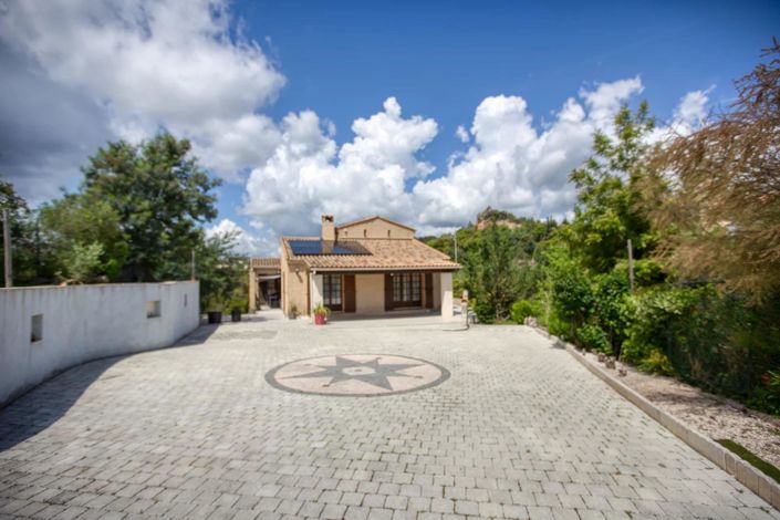 Image No.2-4 Bed House for sale