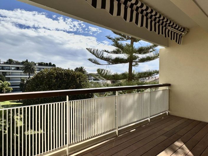 Image No.17-1 Bed Apartment for sale