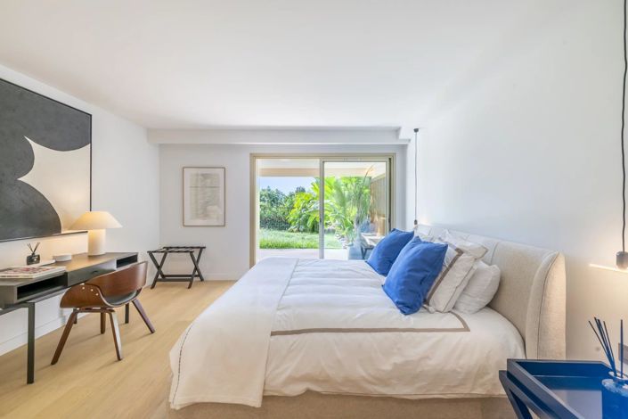 Image No.16-4 Bed House for sale