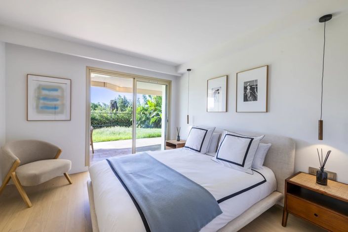 Image No.22-4 Bed House for sale