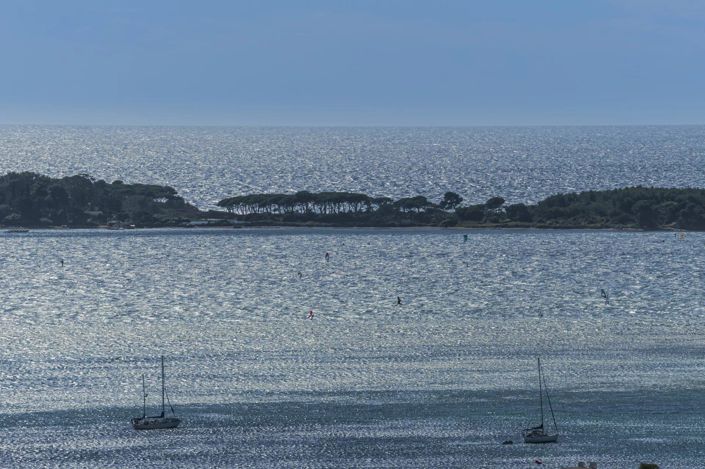 Image No.30-4 Bed House for sale