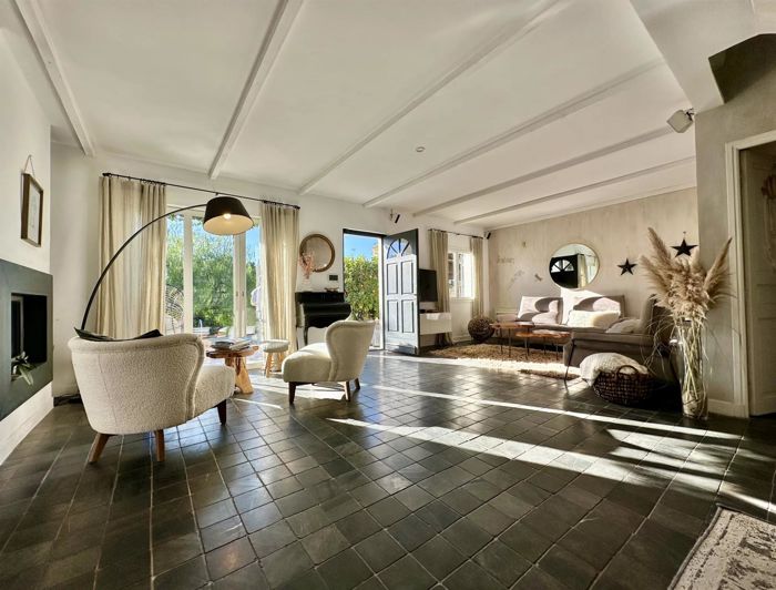 Image No.5-3 Bed House for sale