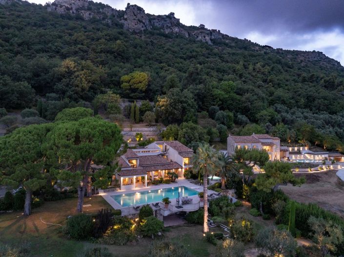 Image No.15-House for sale