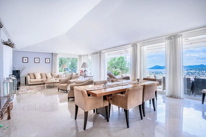 Image No.4-4 Bed House for sale