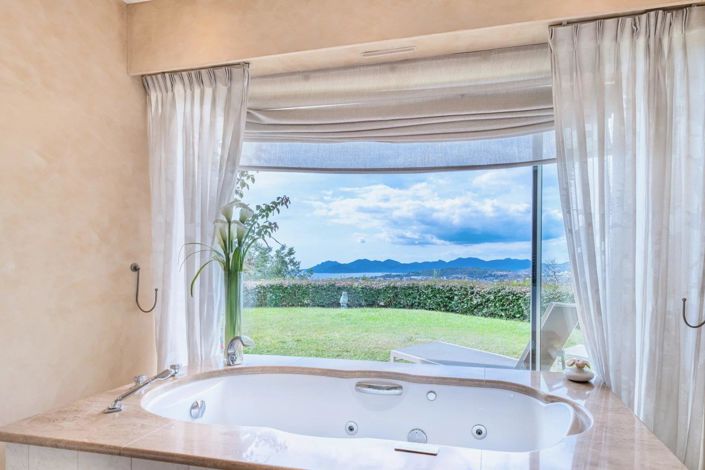 Image No.7-4 Bed House for sale