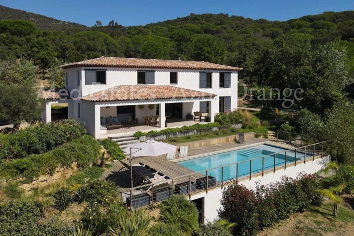 Image No.1-Maison de 5 chambres à vendre à Grimaud
