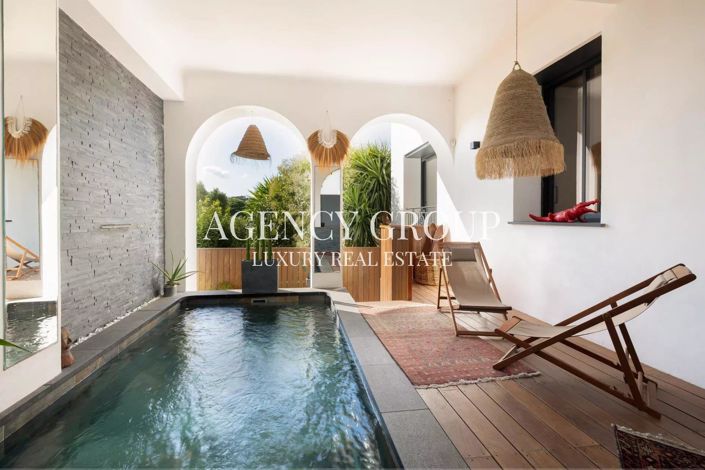 Image No.1-4 Bed House for sale