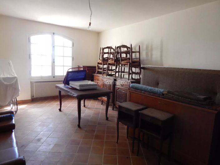 Image No.26-4 Bed House for sale