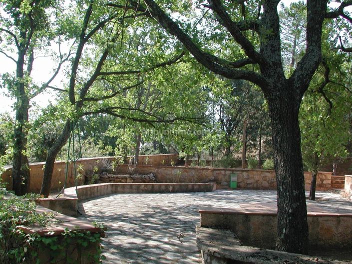 Image No.6-4 Bed House for sale