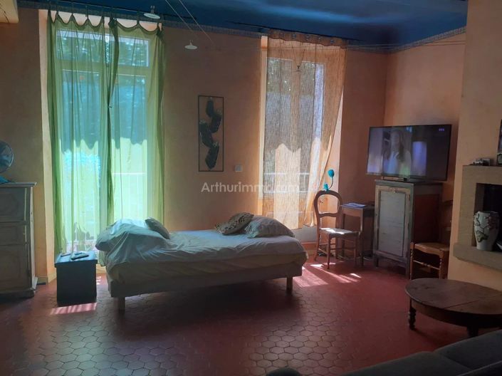 Image No.2-3 Bed House for sale