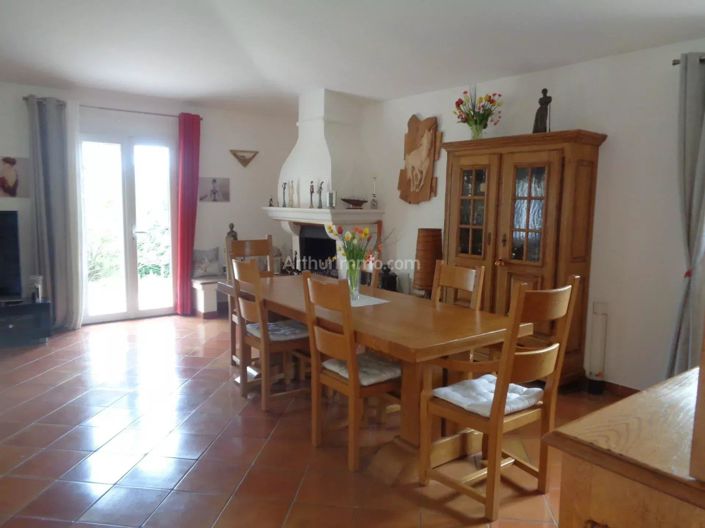 Image No.23-5 Bed House for sale