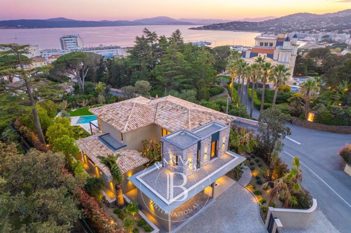 Image No.5-Maison de 5 chambres à vendre à Sainte-Maxime