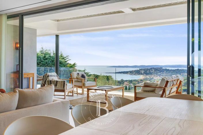 Image No.2-House for sale