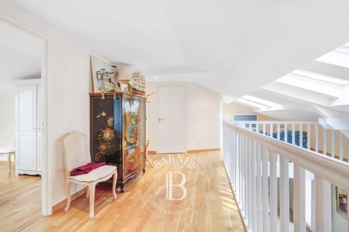 Image No.13-3 Bed Apartment for sale