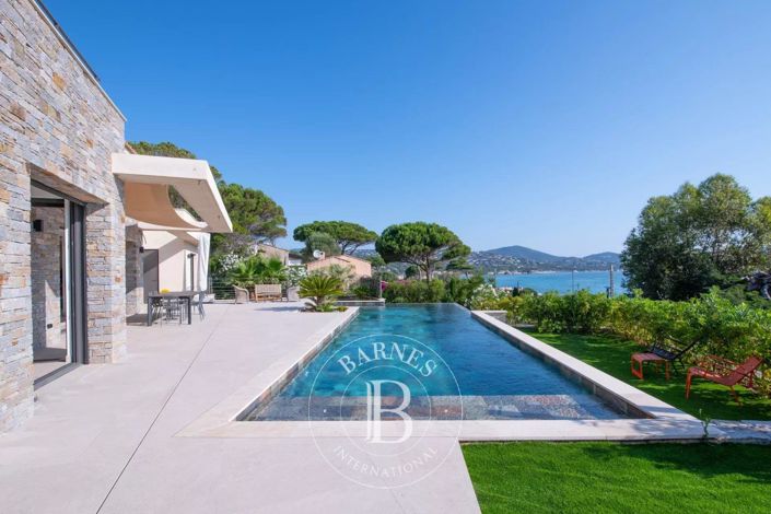 Image No.3-5 Bed House for sale