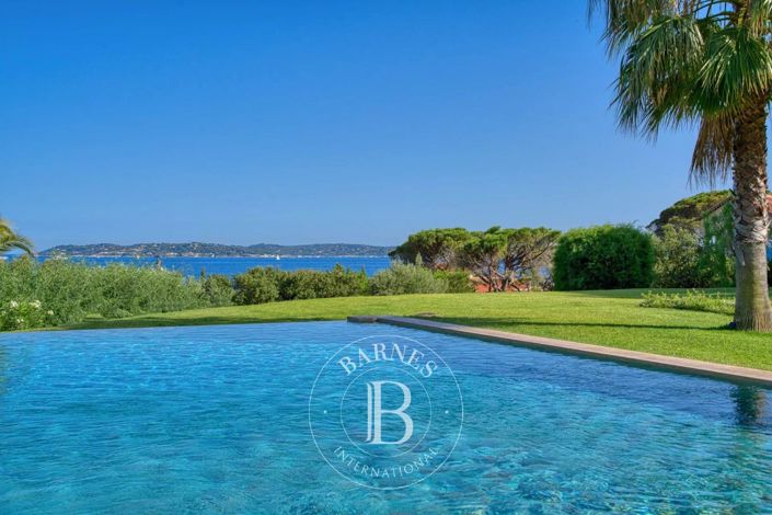 Image No.2-9 Bed House for sale