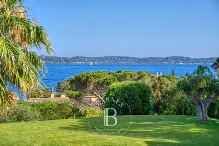 Image No.4-9 Bed House for sale